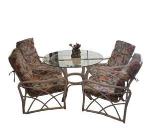 White Metal Patio Table W 4 Chairs