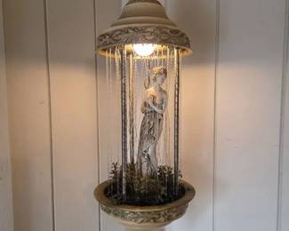 Vintage 1970s Goddess Mineral Oil Lamp 