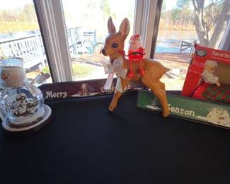 Thomas Kinkade White Christmas, Ceramic Deer And Snoring Santa