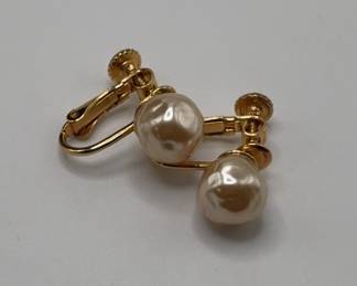 Pearl Earrings