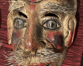 ANTIQUE AFRICAN MASK