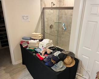 Towels, Hats