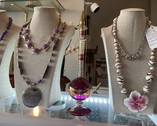 Vintage amethyst & 24k gold etched Venetian style decanter $12.40 + tax