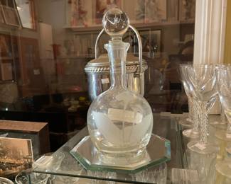 Vintage round decanter with frosted Calla lily design $20 + tax