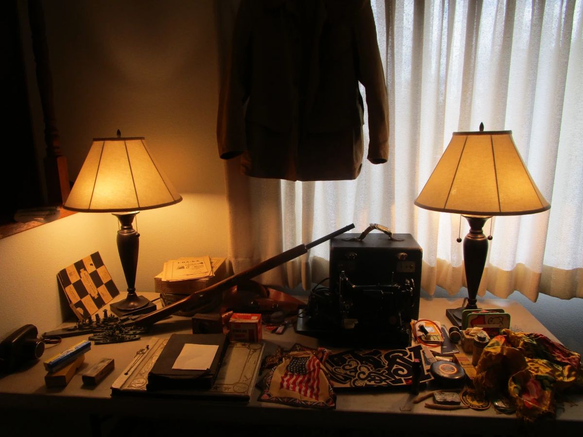 CC Filson antique/rare Hunting jacket, Singer 221 Featherweight sewing machine, antique/vintage bb gun, Tobacco felts, Boeing, more