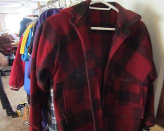 Vintage plaid no label hunting jacket