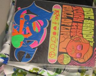 More groovy Mid Century