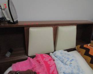 Mid Century Modern Bassett bed