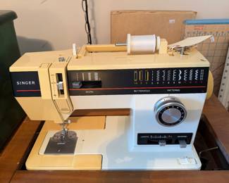Vintage Singer Sewing Machine