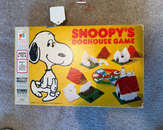 Vintage 1977 MB Doghouse Game (Complete)