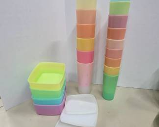 Tupperware Cups and Containers Set