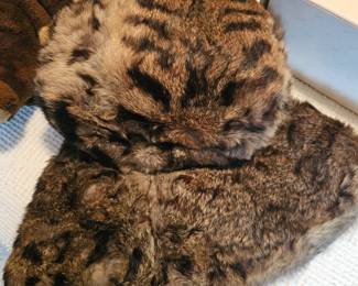 vintage handwarmer and collar