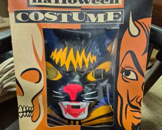 Halloween. "Ben Cooper" Halloween Costume