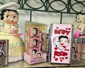 "Betty Boop" collectibles