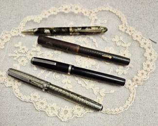 Vintage fountain pens