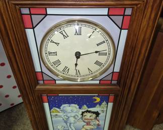 "Betty Boop" wall clock