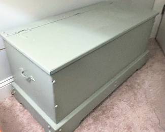 Vintage Primitive Blanket Chest