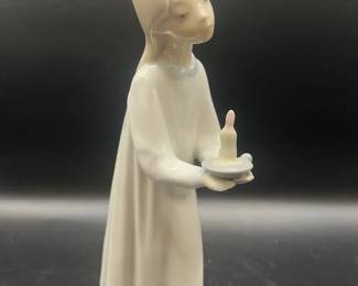 8” Lladro “Girl with Candle” Retired Figurine — Imperfect
