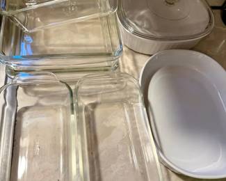 Pyrex & Corningware Kitchen Lot
