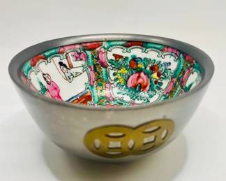 Japanese Porcelain Ware Hand-Painted Bowl
