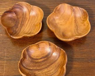 (3) Handcrafted Wooden Dishes
