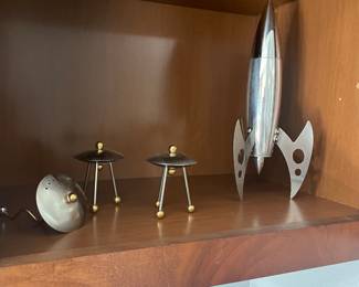 BRM pepper grinder with salt shaker $250 and salt and zoomie $150