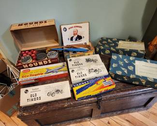 Vintage model kits & parts