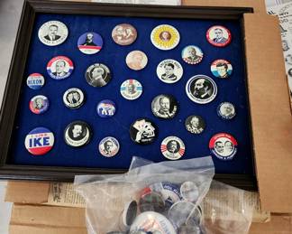 Presidential campaign buttons