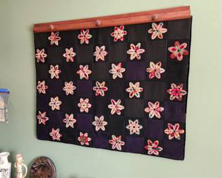 Amish / Mennonite "stumpwork" star embroidery quilt