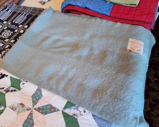Hudson Bay 3.5 point wool blanket
