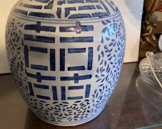 Chinese Vintage ginger jar ~Double Happiness Motif