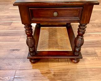 Lane Furniture Co. End Table with drawer