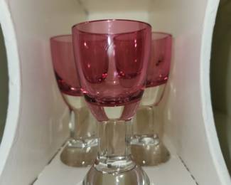 Cordial glasses