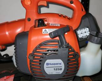 Husqvarna blower