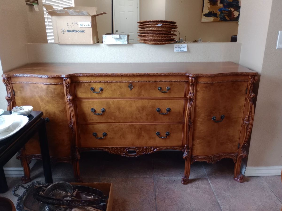 Winter Estate Sale | 3,000+ Items | Fri.... starts on 1/2/2026