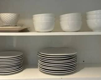 Mugs, Drinking Glasses, Bowls And Plates 