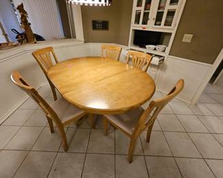 Kitchen set - 5 chairs