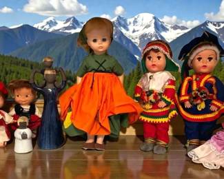 Dolls Of The World