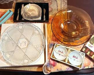 Mixed Lot Serving Items