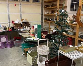 GARAGE OVERVIEWS - PLEASE COME TO BROWSE ITEMS THAT DON'T HAVE INDIVIDUAL PHOTOS. 