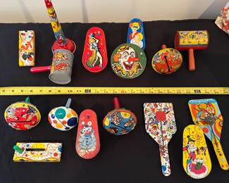 R127 - $60. Lot of 17 Vintage Noisemakers! 