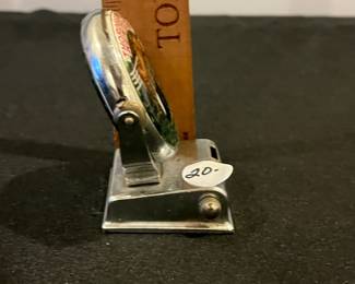 R188 - $20. Thoroughbred of Kentucky Calendar - double sided. Needs some work to use. 