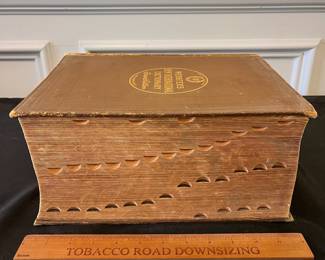 R249 - $50. 1949 Webster's New International Dictionary of The English Language. Second Edition. Unabridged. 