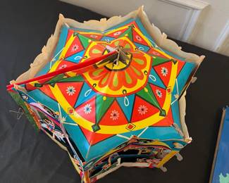 R248 - $200. Set of 3 1950's Pop Up Books in Spanish. O Carroucel, Presepio, O Circo. All have been used but are in very good condition!