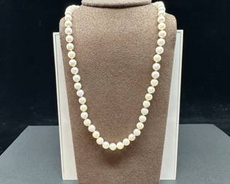 A10 - $125. 18" String of Pearls. 14kt clasp.