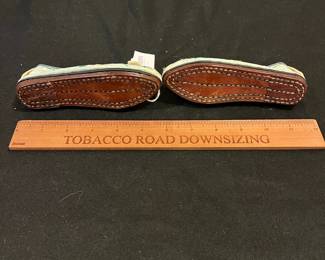 R181 - $25. Vintage Chinese Childs Shoes. Embroidered Silk Top & Leather Bottoms - never worn. 