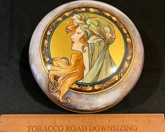 P70 - $50. Art Nouveau Bonboniere (candy dish / covered bowl) by T&V Limoges France. Measures 8" across x 4" tall. A couple minor chips and wear on the paint on the top but no major cracks or issues. 