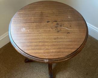 P99 - $30. Vintage Solid Wood Side Table. Sturdy! Minor surface stains. Measures 18" round x 18.5" tall. 