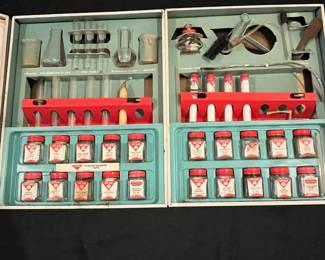 P72 - $65. Vintage Skit Craft Chemistry Lab. No. 512. Gently used and mostly complete!