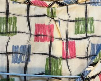 R264 - $40. Vintage 1930s/40s Hand Sewn Dress. 